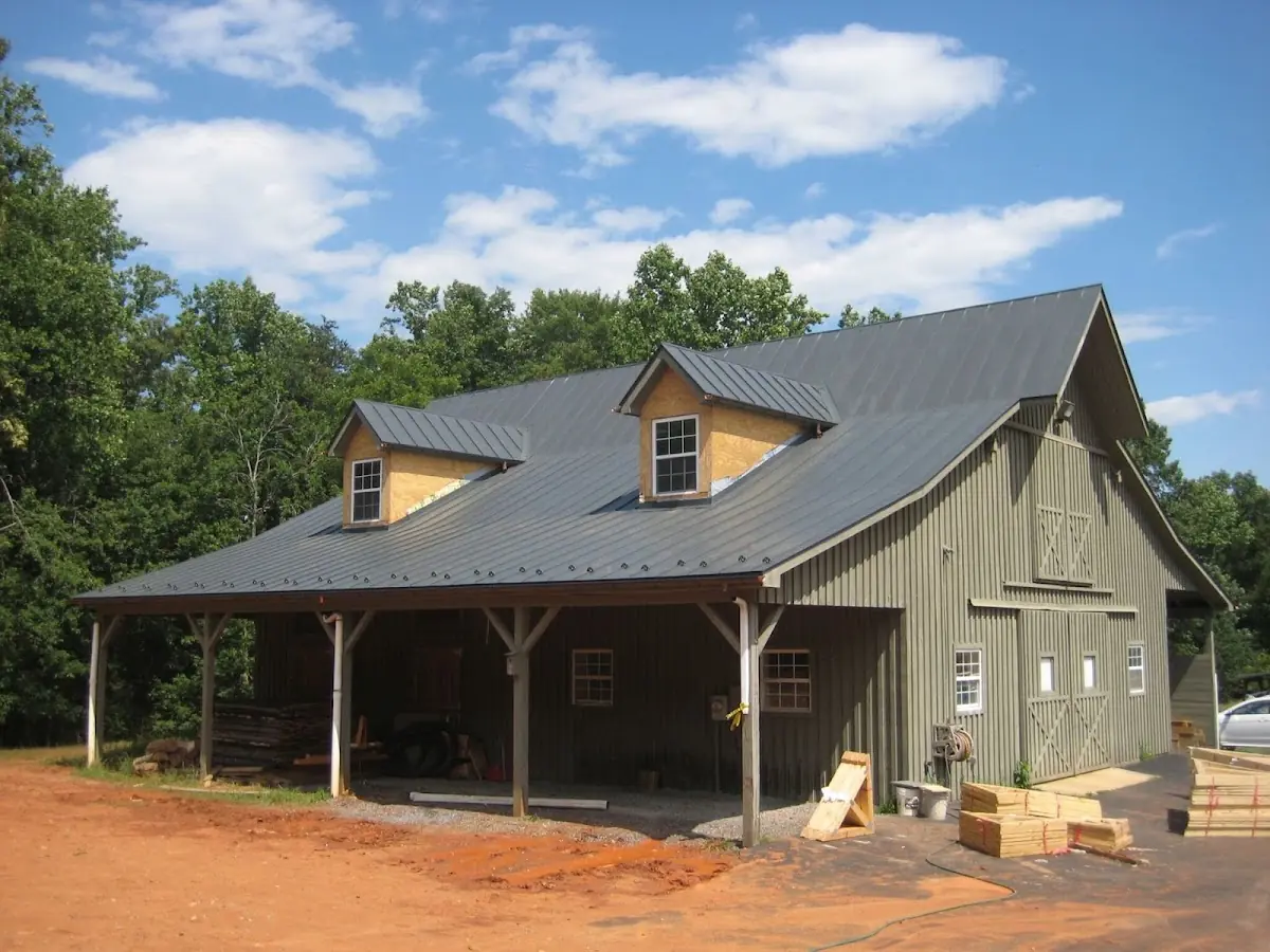 Expert Emergency Roof Leak Repair workmanship in Wadsworth